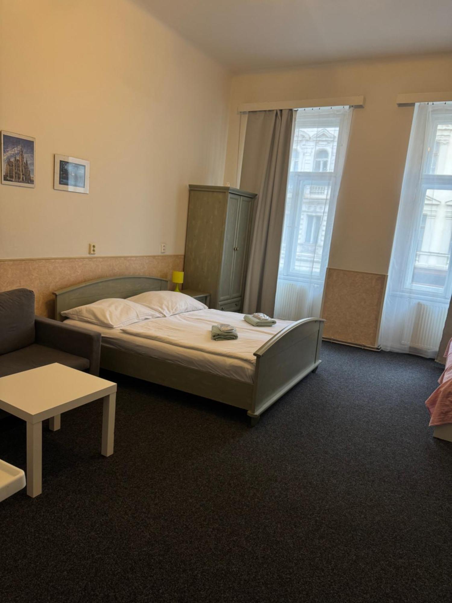 Welcome Hostel & Apartments Praguecentre Ngoại thất bức ảnh