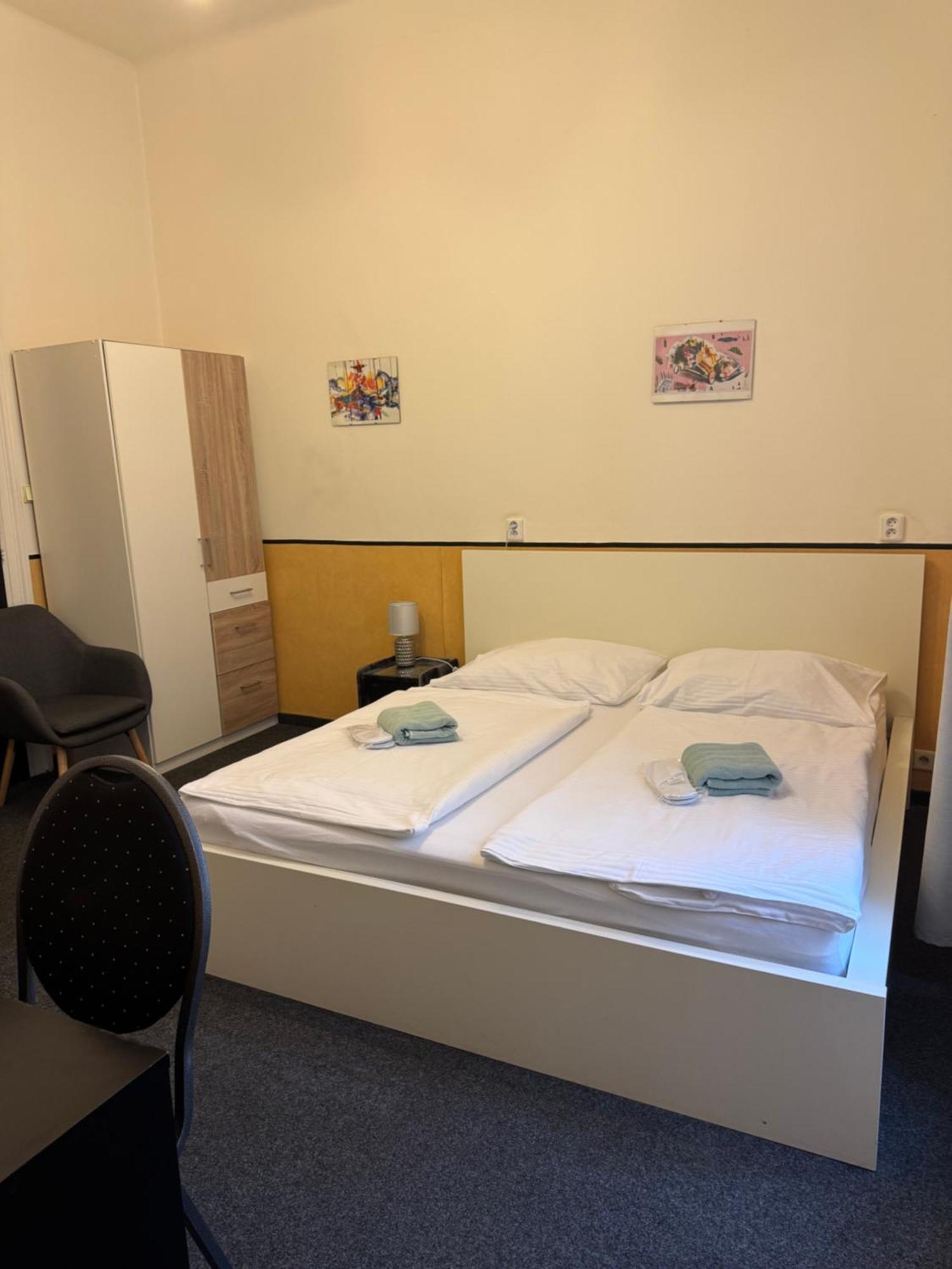 Welcome Hostel & Apartments Praguecentre Ngoại thất bức ảnh