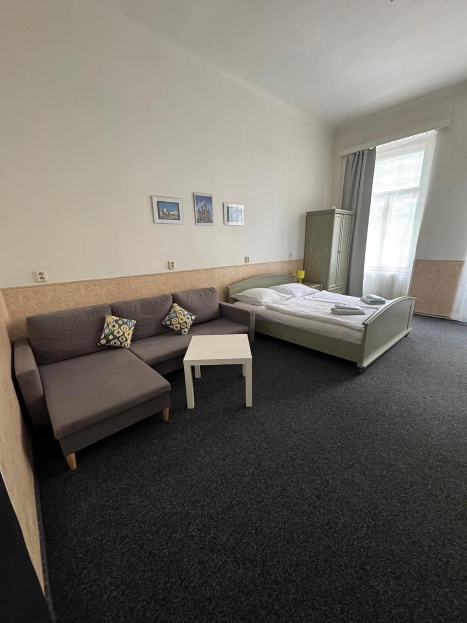 Welcome Hostel & Apartments Praguecentre Ngoại thất bức ảnh