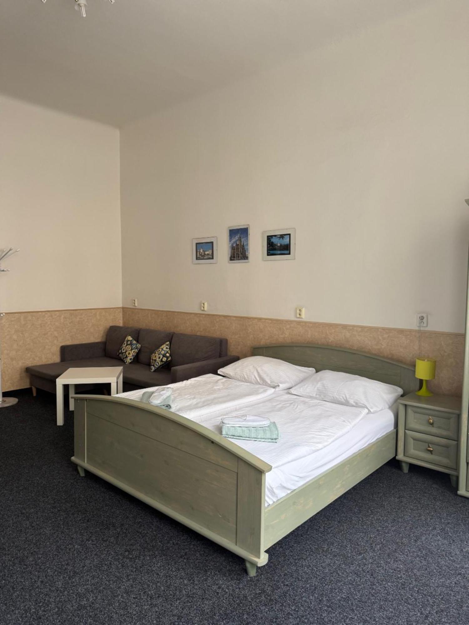 Welcome Hostel & Apartments Praguecentre Ngoại thất bức ảnh