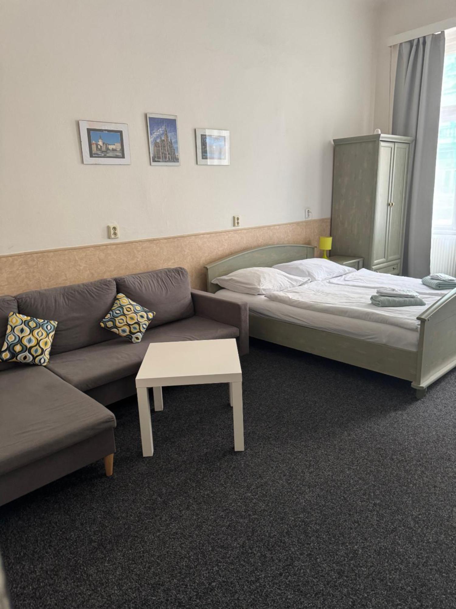 Welcome Hostel & Apartments Praguecentre Ngoại thất bức ảnh